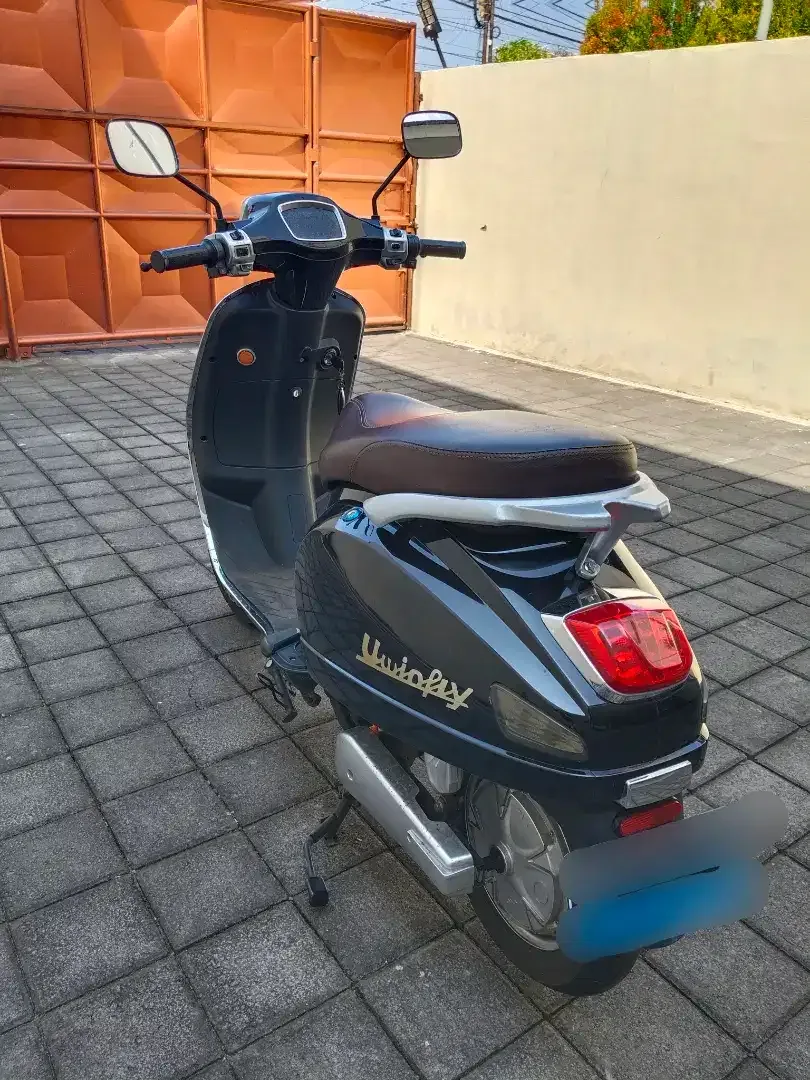 DiJual Motor Listrik Uwinfly T3 Hitam 2022 - Image 4 of 5