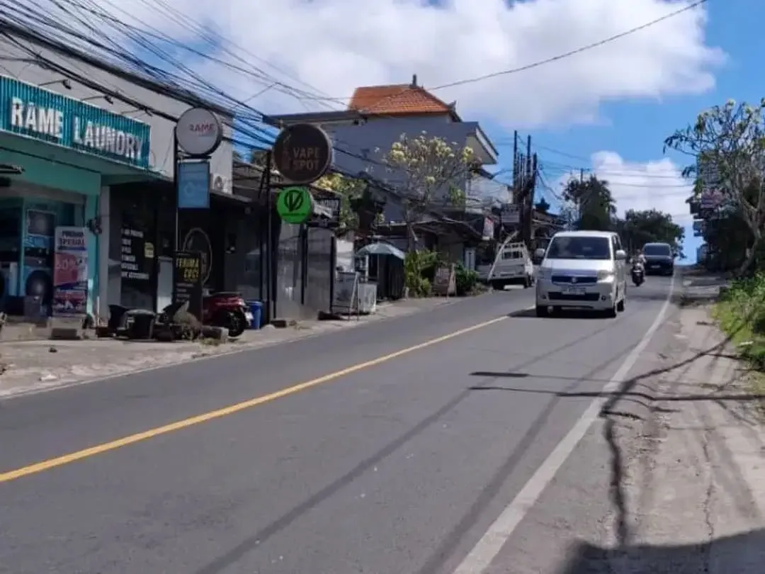 Dijual Tanah Lokasi Strategis di Raya Uluwatu,Jimbaran - Bali - Image 2 of 6