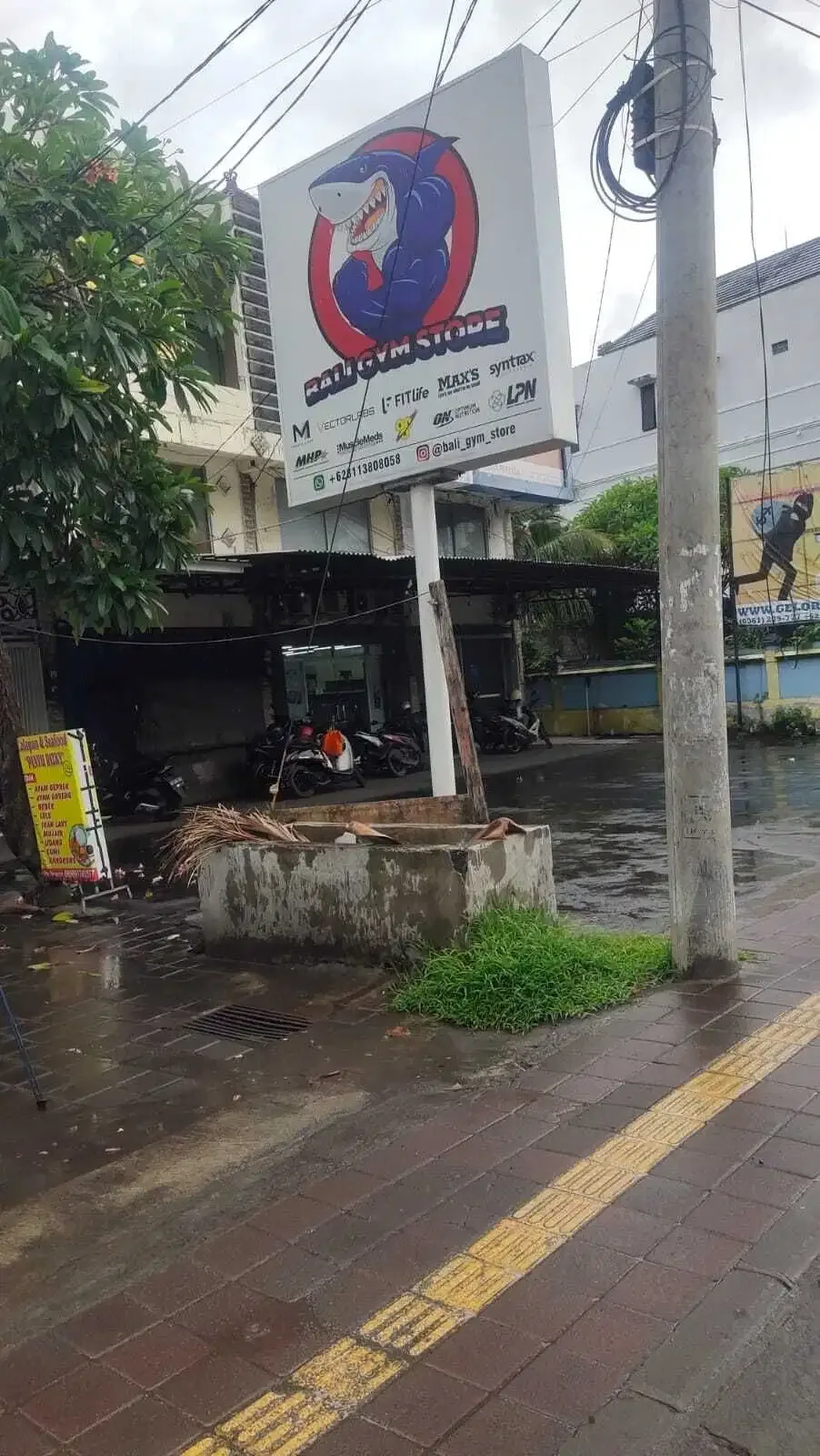 Dijual Tanah Bonus Bangunan di Jalan Utama Mahendradatta - Image 3 of 3