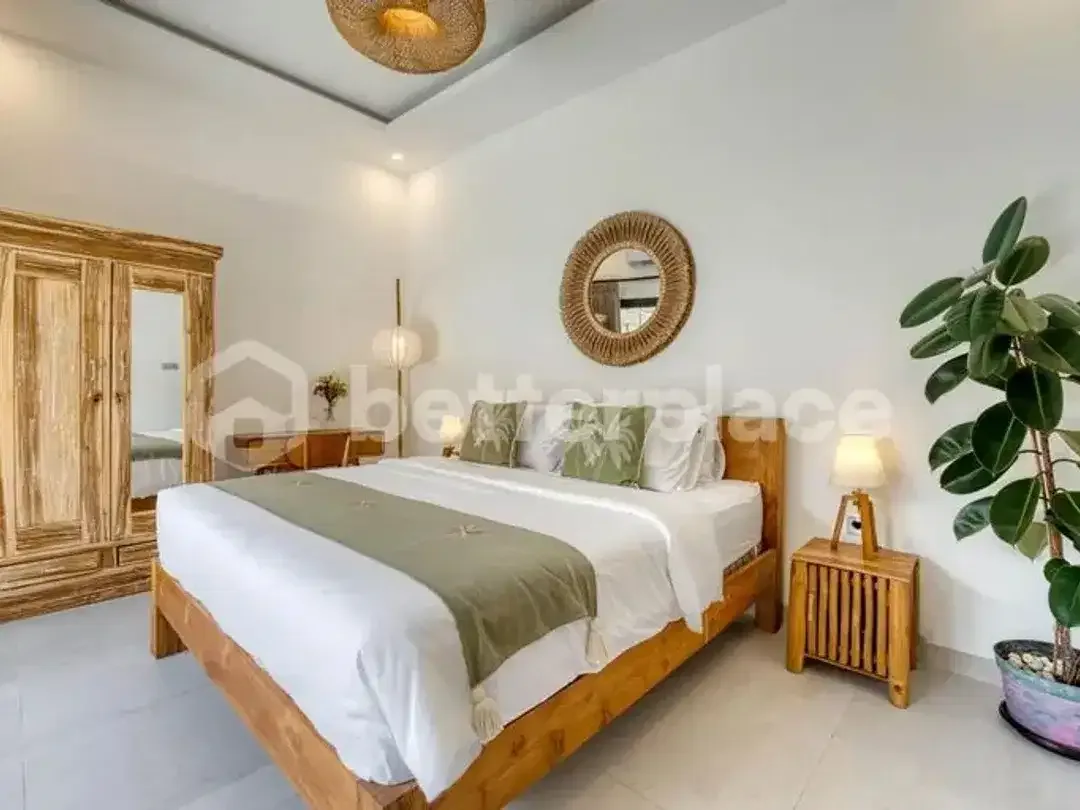 A Rare Turnkey Investment in Central Seminyak – Stunning Leasehold Tropical 2-Bed Villa Combining Traditional Balinese Architecture with Modern Lifest - Image 7 of 10