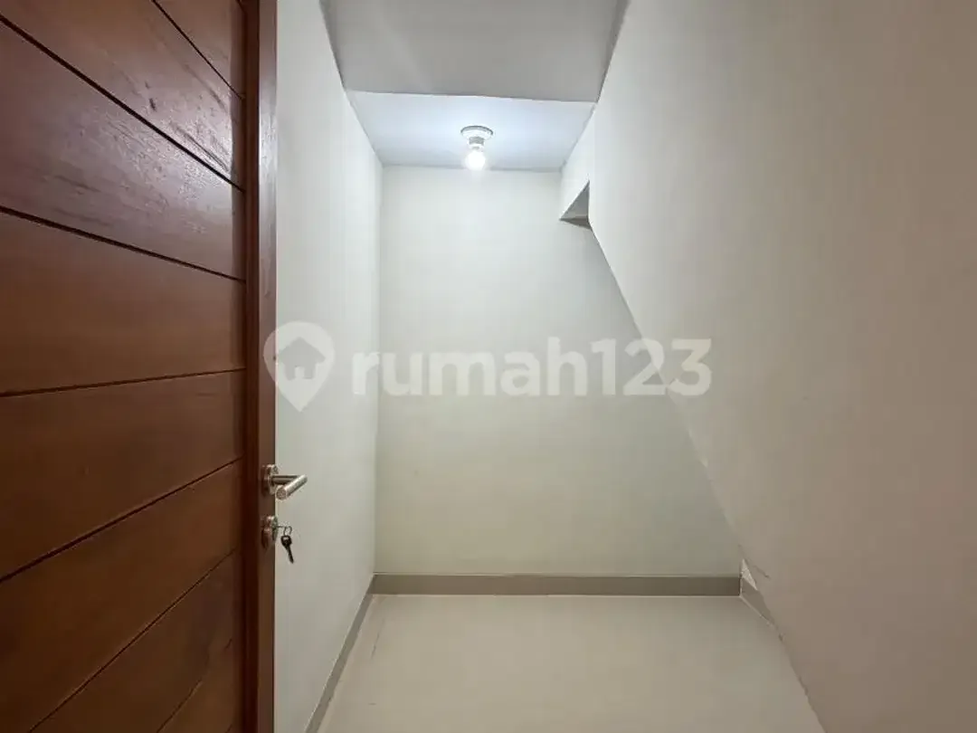 For Sale Rumah View Sawah Siap Huni Dekat Sanur Bali - Image 8 of 10