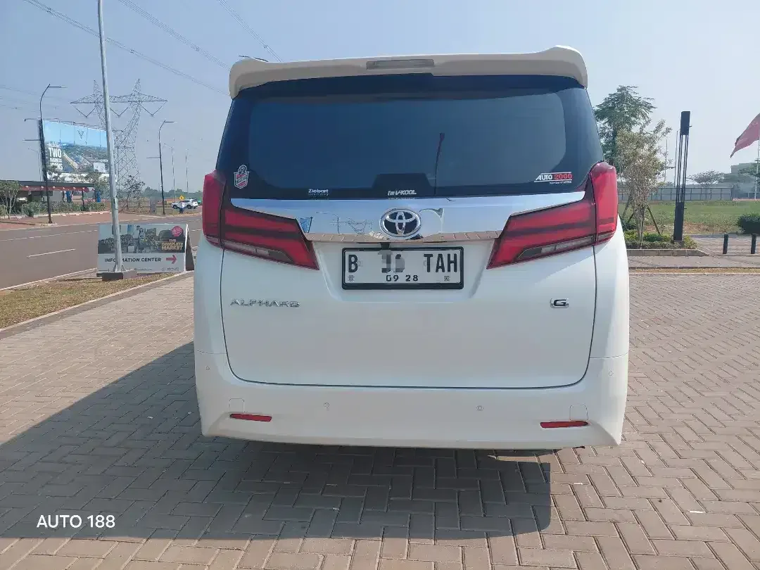 (LOW KM, SIMPANAN) TOYOTA ALPHARD G ATPM TAHUN 2023 - Image 4 of 10