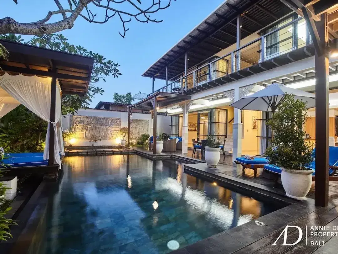 FREEHOLD | MODERN VILLA IN SECURE LUXURY ESTATE - JIMBARAN - Image 1 of 10