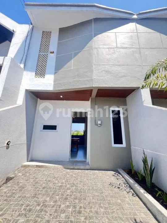 Rumah Fully Furnished View Sawah di Renon Bali - Image 1 of 4