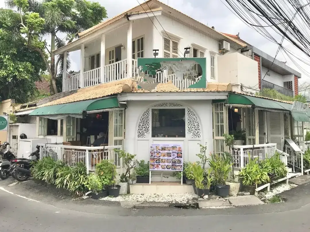 RESTO 2 LANTAI SIAP USAHA DI KEROBOKAN - Image 1 of 10