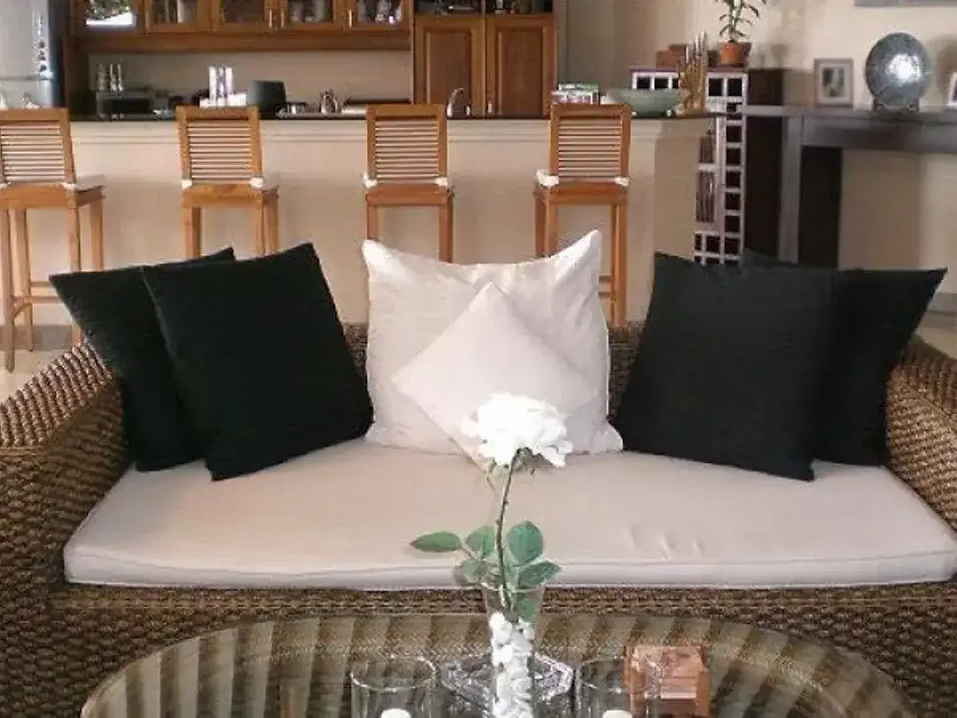 VILLA 4BR FULLY FURNISHED DI UNGASAN – FOR RENT / SALE - Image 6 of 10