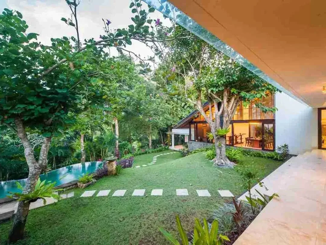 Tropis Modern River view Huge Garden Villa Sukawati Ubud Gianyar Bali - Image 3 of 10