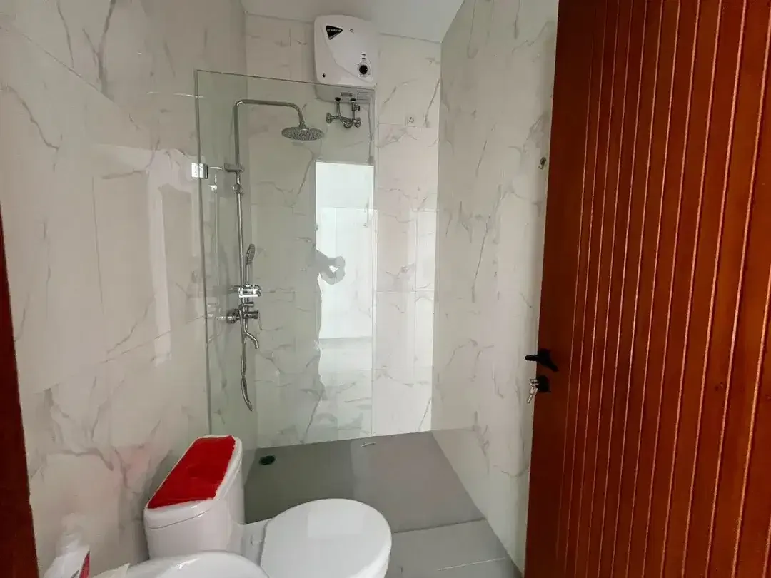 DIJUAL VILLA MODERN 2 LANTAI – CLUSTER VILLA DHARMAWANGSA NUSA DUA, di kawasan villa yang eksklusif, aman, dan strategis - Image 9 of 10