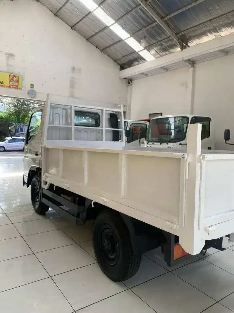 Mitsubishi canter engkel 2014 putih - Image 6 of 6