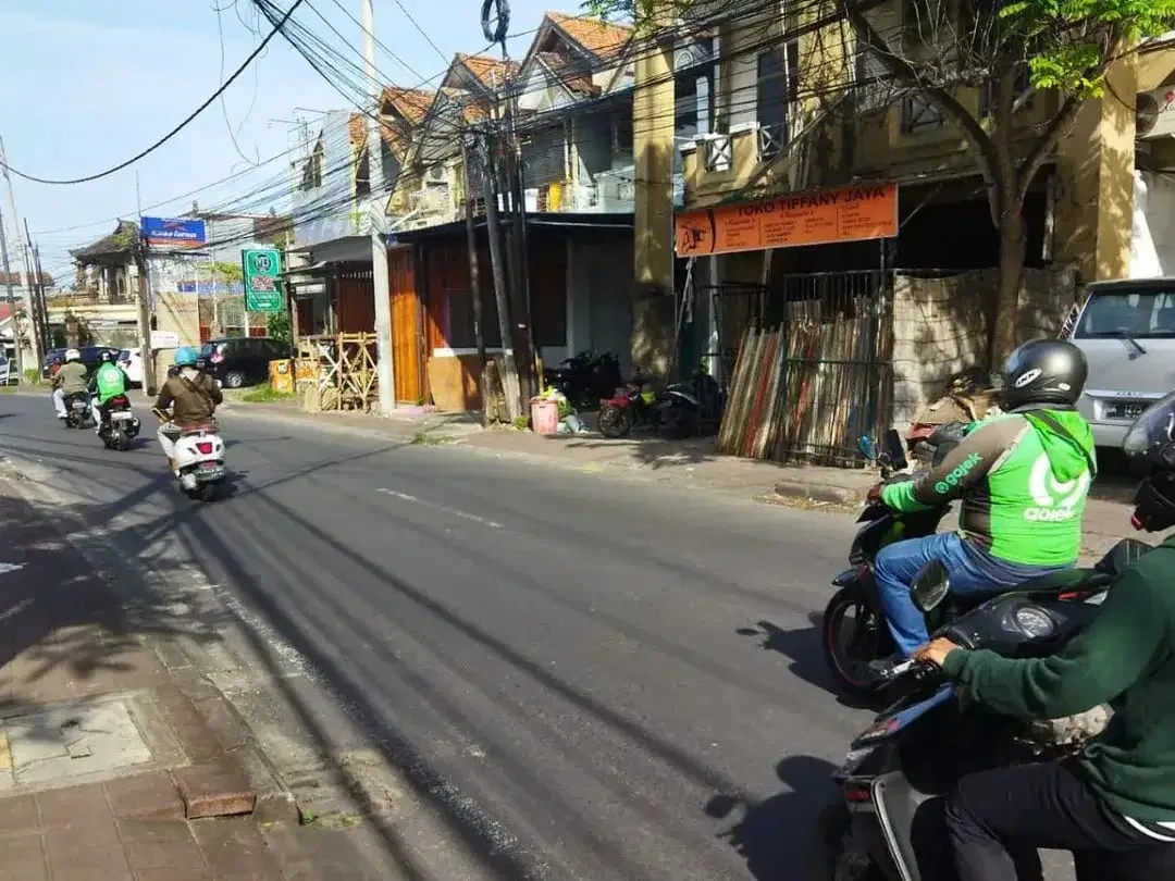 Dijual Cepat Ruko 3 Lantai Traffic Padat Kerobokan Bali - Image 7 of 8