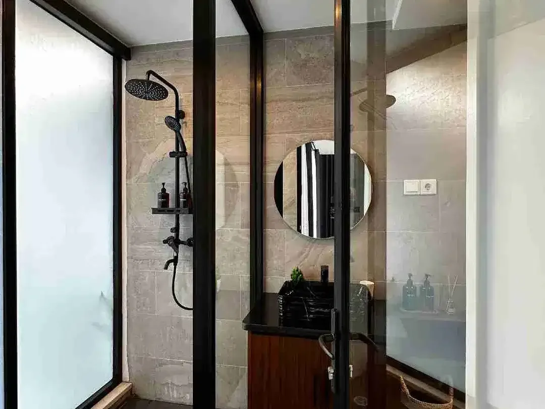 Villa Modern Minimalis 2 Kolam Renang di Umalas - Image 3 of 10