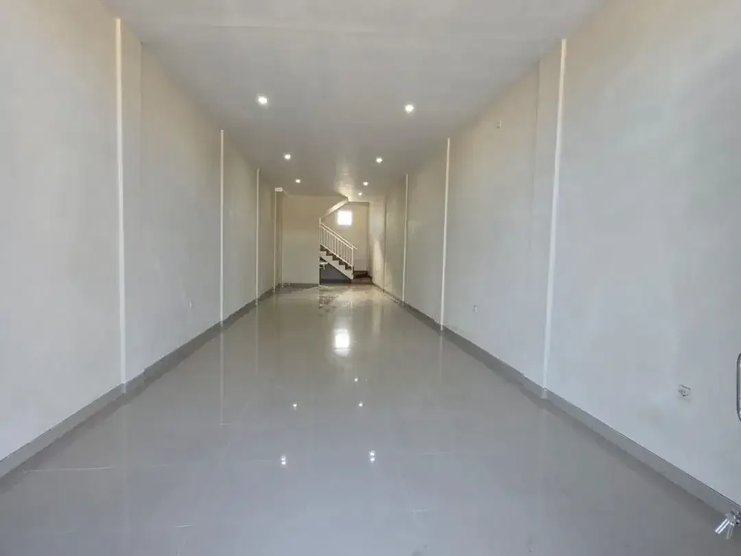 DIJUAL — RUKO 3 LANTAI SIAP PAKAI DENPASAR UTARA - Image 2 of 6