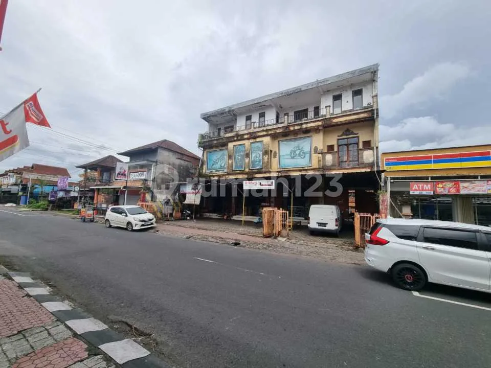 Ruko Gandeng 3 Lantai, SHM, Lokasi Premium - Image 2 of 3