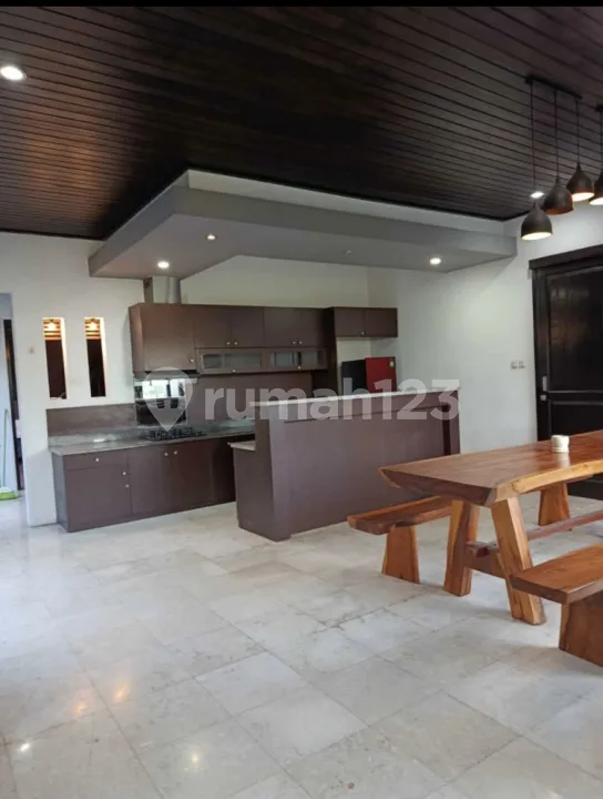 K754 Sewa Villa Jalan Toyaning Ungasan Badung Kuta Badung Bali Dekat Gwk Melasti Beach Pandawa Benach Kampus Unud Uluwatu Pecatu Airport Ngurah Rai Toll Bali Mandara - Image 3 of 4