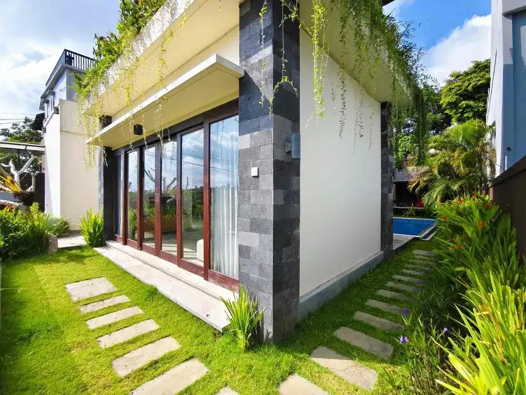 VILLA 3 BEDROOM FOR SALE*
JIMBARAN, SOUTH OF KUTA, BALI - Image 5 of 10