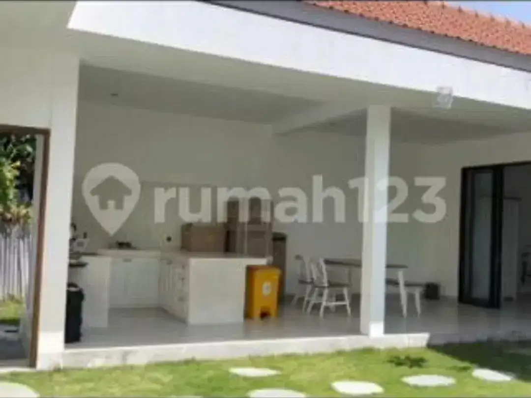 2Br Private Pool Villa For Rent In Raya Padonan Canggu, 1-Storey, SHM, Idr 250 Million/Year - Image 5 of 5