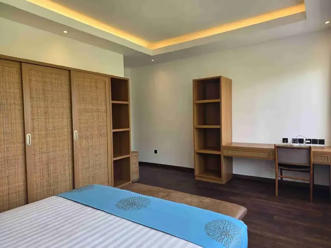 Hug Garden spacious Villa for Sale in Sanur Bali - Image 8 of 10