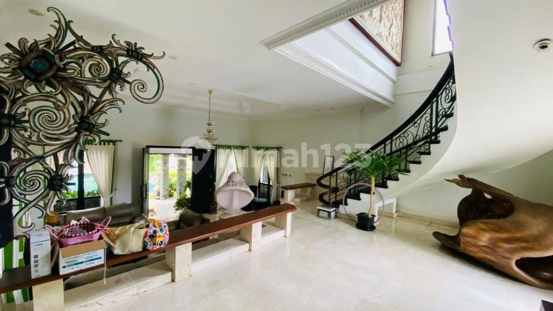 Villa 3Lt Luas Full Furnished, Ruang Spa, Pool Stregis Jimbaran - Image 3 of 4