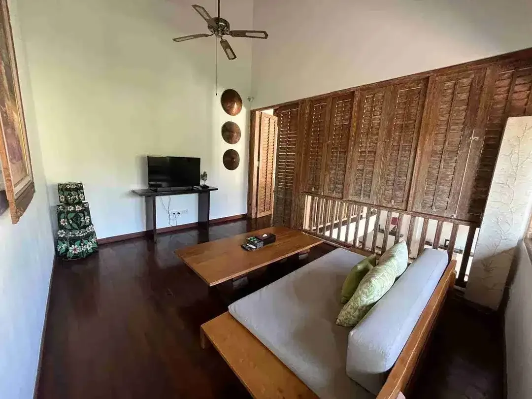Dijual Luxury Villa 4 KT di Batu Belig, Dekat Pantai & Seminyak - Image 7 of 10