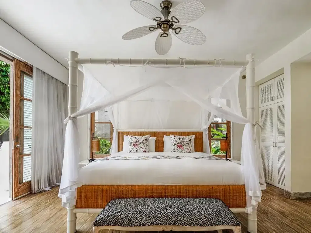 4 bedrooms villa in peti tenget for sale - Image 7 of 10