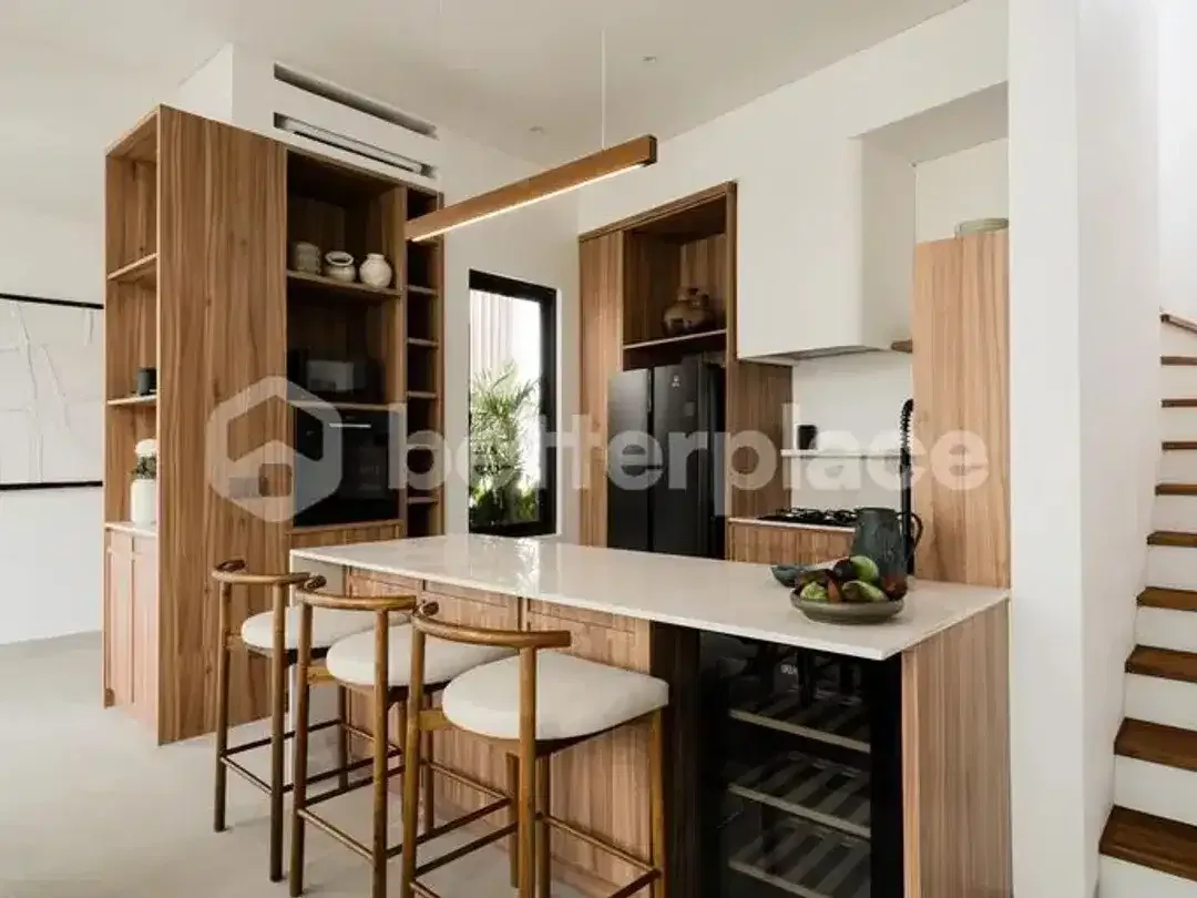 Luxury Oasis: Furnished Villa with Stunning Rice Field Views in Canggu – Berawa - Image 9 of 10