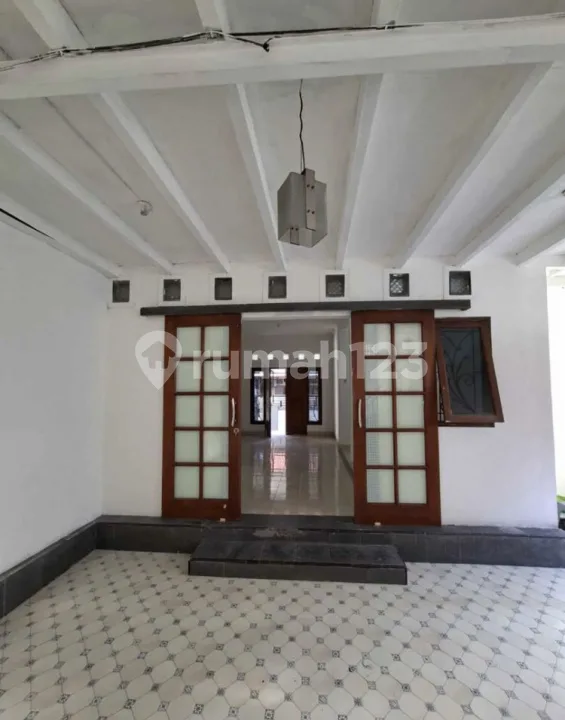 K770 Sewa Rumah Jalan Tukad Petanu Panjer Denpasar Bali Dekat Renon Sesetan Sidakarya Sanur - Image 4 of 4