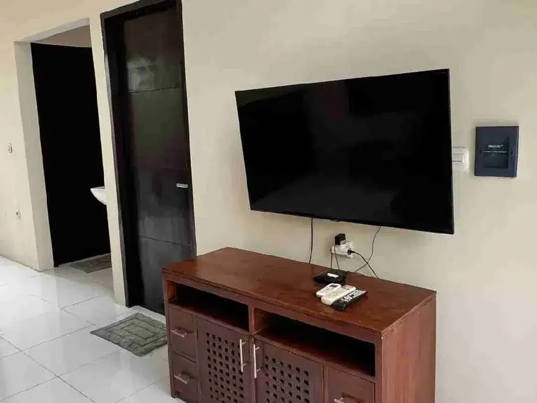 Villa 1lt Furnished Lokasi Jl Pantai Berawa Canggu SHM & IMB area Strategis Hunian / Investasi.rg - Image 6 of 10