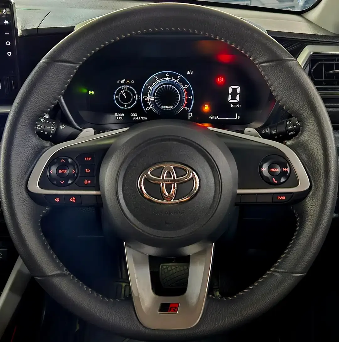 [2021] DP 7jt! Raize GR Sport 1.0 Turbo matic 2021 LowKM bkn TSS 2022 - Image 9 of 10