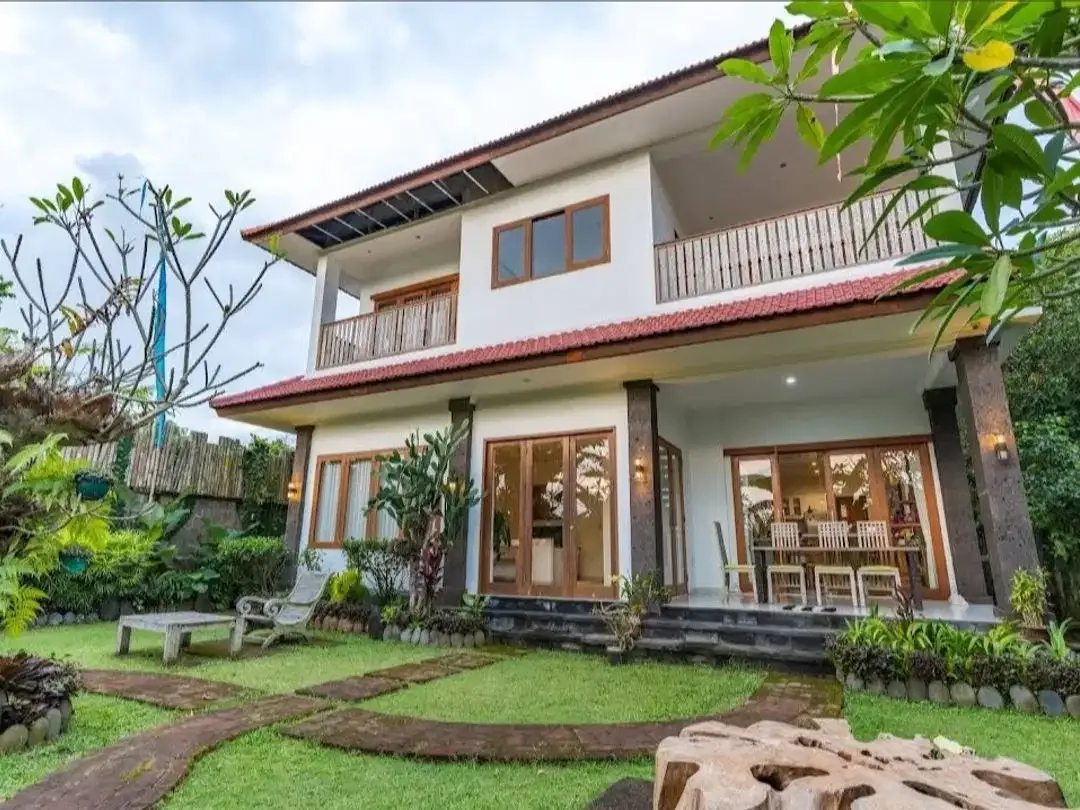 Villa / Bungalow Jual atau Lease di Seraya Karangasem - Image 1 of 10