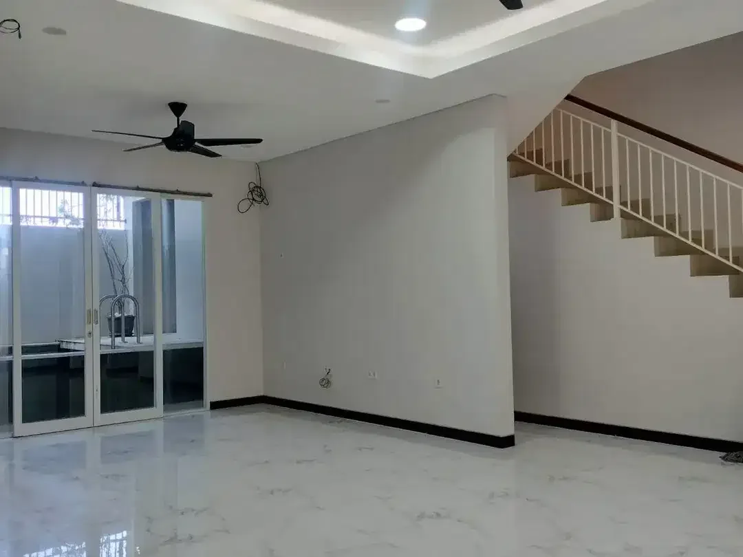 Di jual Rumah Semi Villa Lantai 2 Semi Furnished - Image 4 of 10