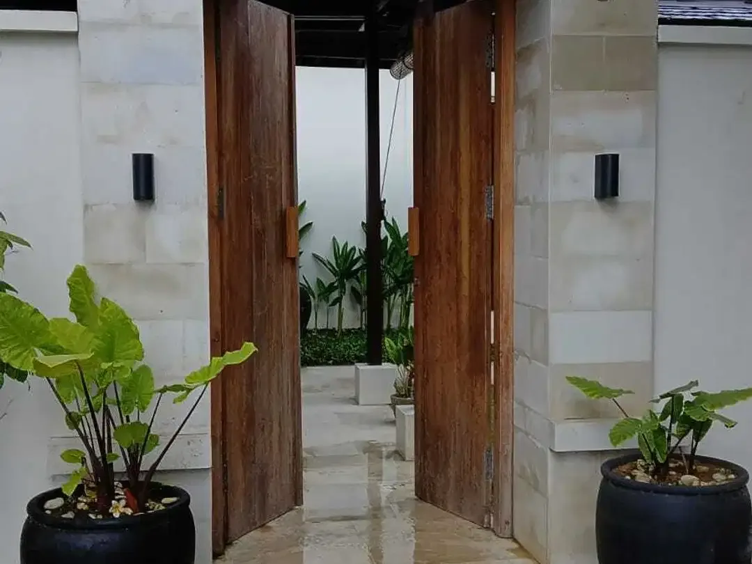 Villa Tropis Modern di Blongkeker Puri Gading Jimbaran - Image 6 of 10