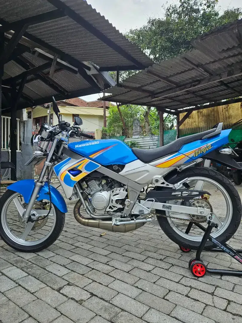 ninja r kis 2006 - Image 1 of 10