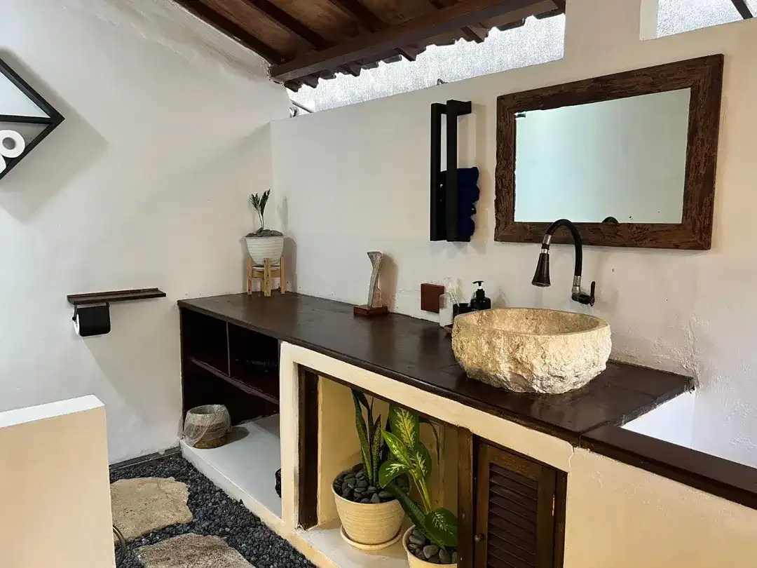 UNIQUE COURTYARD CONCEPT VILLA IN PRIME SEMINYAK - Image 7 of 10