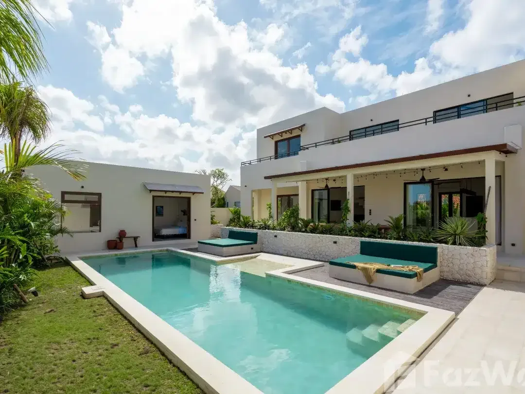 6 Bedroom Villa for sale in Pererenan, Bali - Image 2 of 10