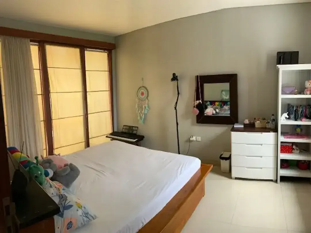 Rumah Modern Semi Villa Private Cluster di Pusat Kota Denpasar, Renon - Image 4 of 10