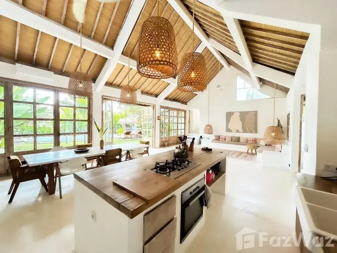 5 Bedroom Villa for sale in Kerobokan, Bali - Image 6 of 10
