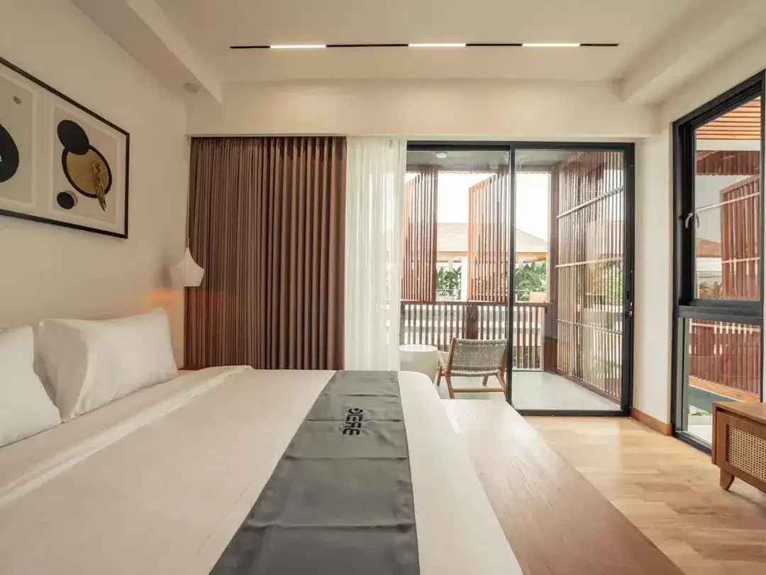 PREMIUM 4BR LUXURY VILLA BERAWA PERERENAN
Exclusive Luxury Villa Complex Turkish-Inspired Design - Image 5 of 10