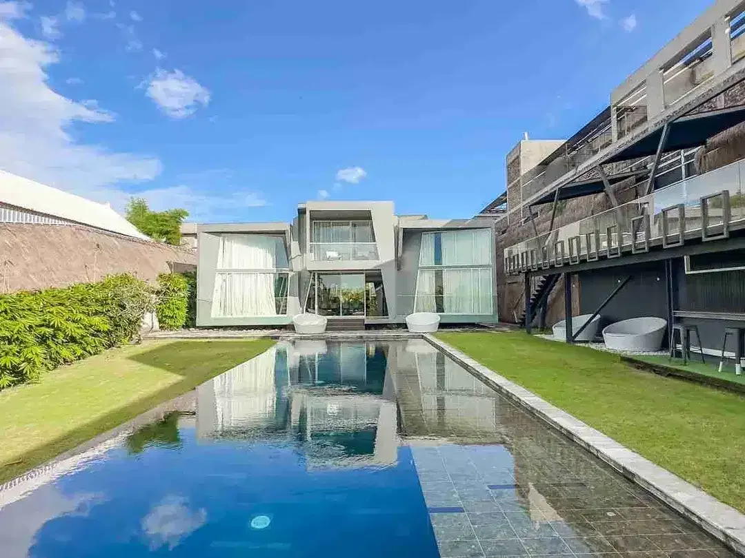 di jual villa di tumbukbayu dkt Canggu - Image 1 of 9