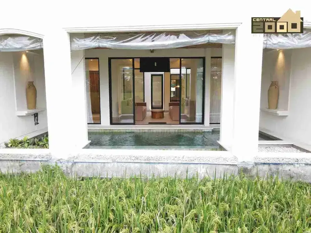 Freehold Modern Tropical Villa For Sale In Ubud With Greenzone Ricefield View - Image 8 of 10