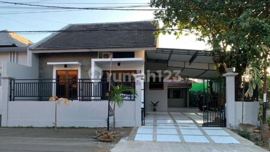 Rumah dengan One Gate System di Taman Griya Jimbaran Badung - Image 1 of 4