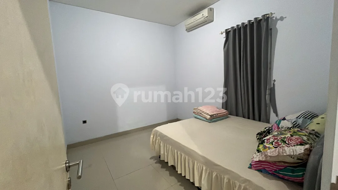 Rumah 2 Lantai di Lingkungan One Gate System Semi Furnished Dekat Fasilitas Umum di Jimbaran - Image 2 of 4