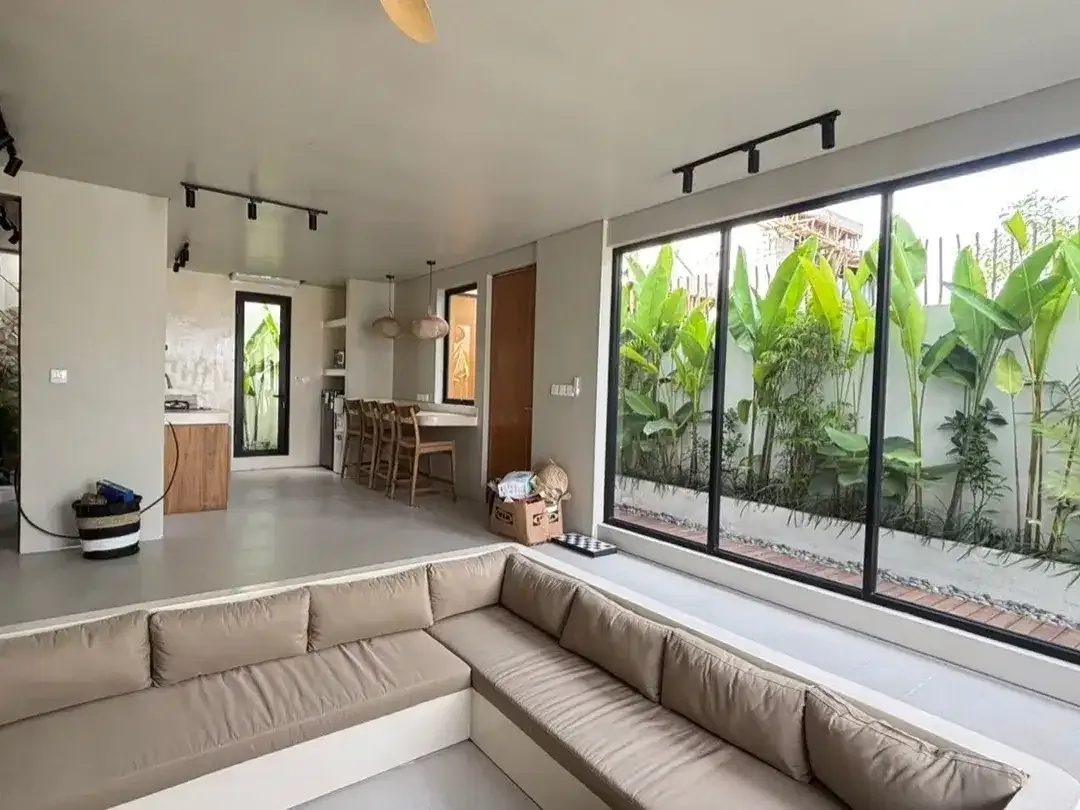 VILLA 2 KAMAR TIDUR LENGKAP DENGAN PEMANDANGAN LAUT DI ULUWATU - Image 1 of 10