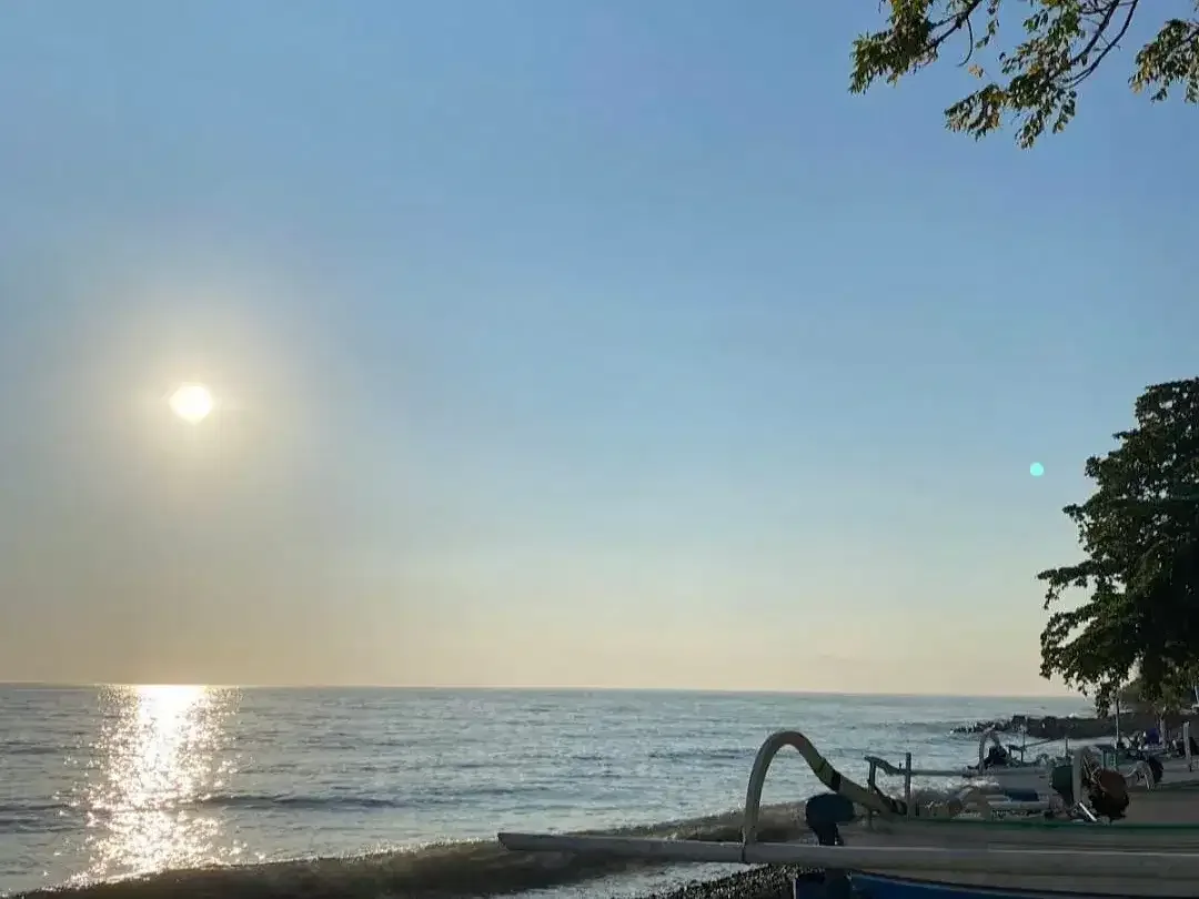 Tanah Beach Front Pantai Tulamben Bali Utara - Image 4 of 7