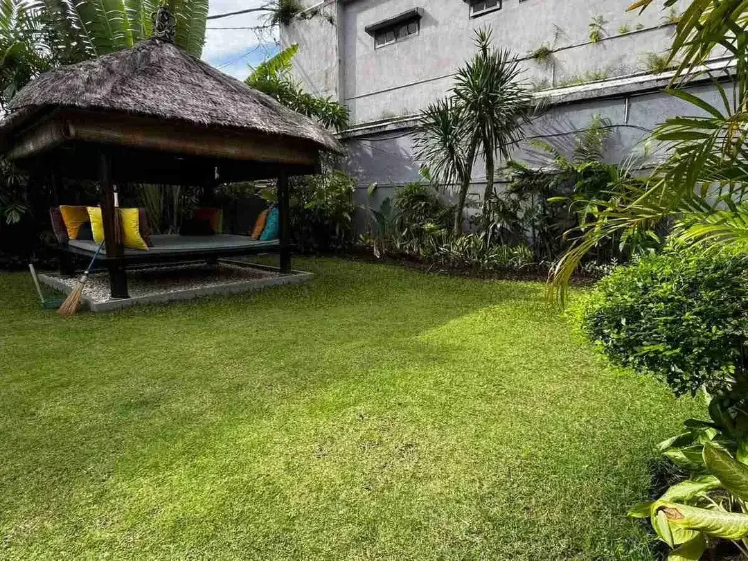 DIJUAL RUMAH MEWAH, KUBU ANYAR, KUTA ,BADUNG - Image 3 of 10