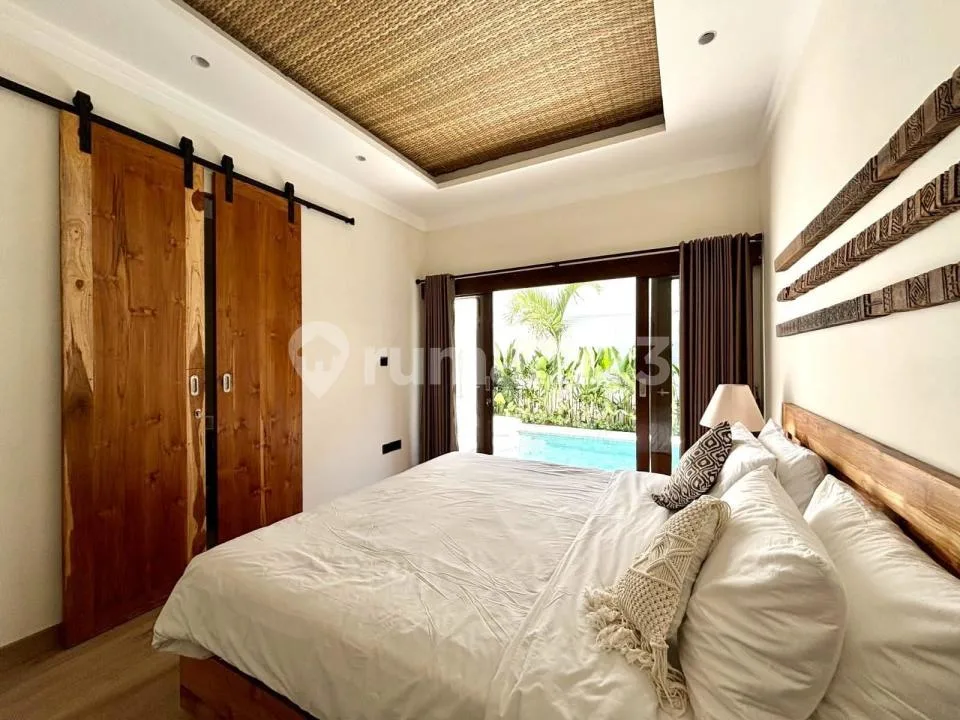 Villa Full Renovasi Lokasi Strategis Dekat Finns di Petitenget - Image 2 of 4
