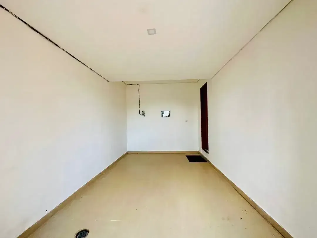 For Rent : Fully Furnished Villa with Private Pool in Taman Mumbul - Image 4 of 10