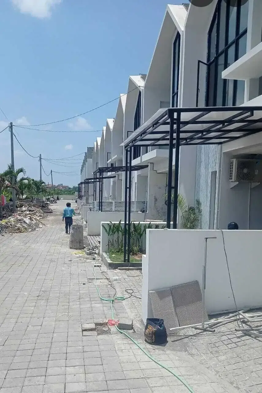 HUNIAN READY FURNISHED 2LT LOKASI STARTEGIS SEMINYAK BALI - Image 5 of 9
