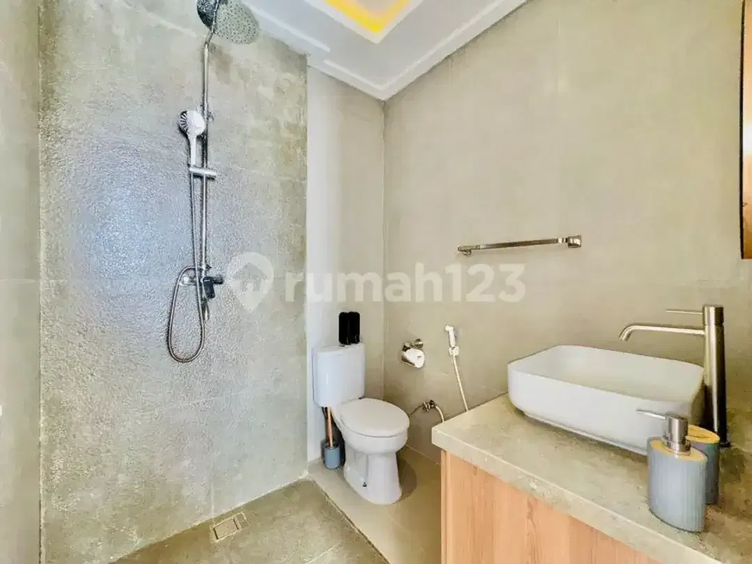 For Sale Brand New Villa Modern Style Close To The Beach - Image 4 of 10
