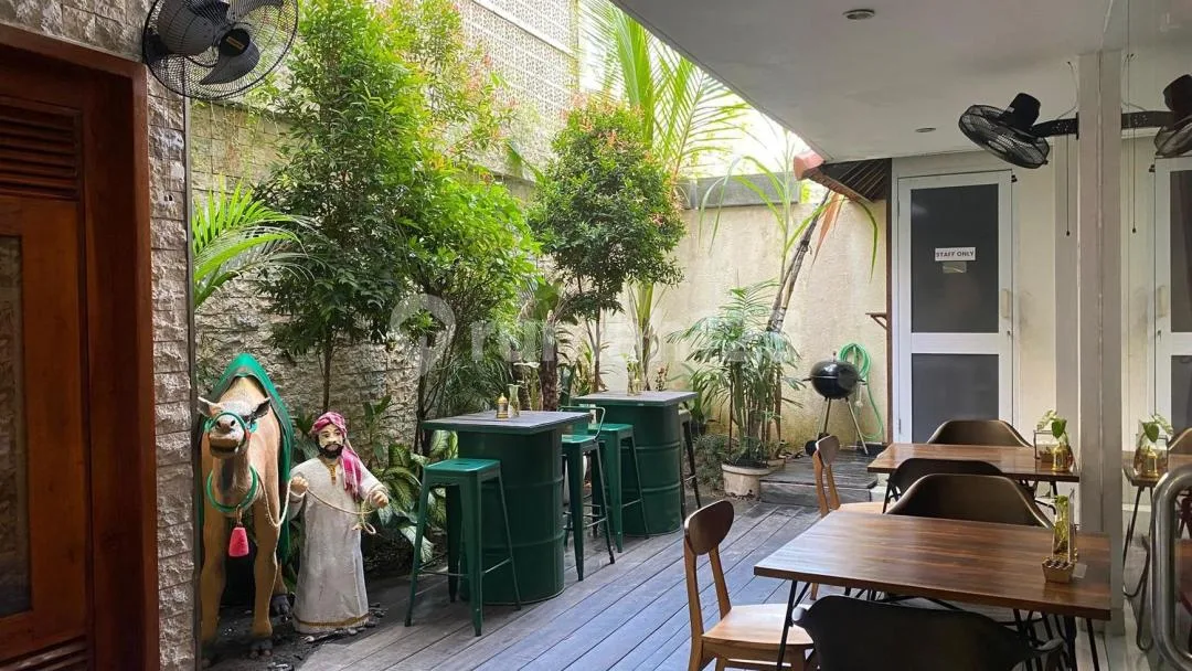Leasehold - Versatile 3-Story Commercial Property With Cafe, Office, And Media Spaces In Umalas Bali - Image 3 of 4