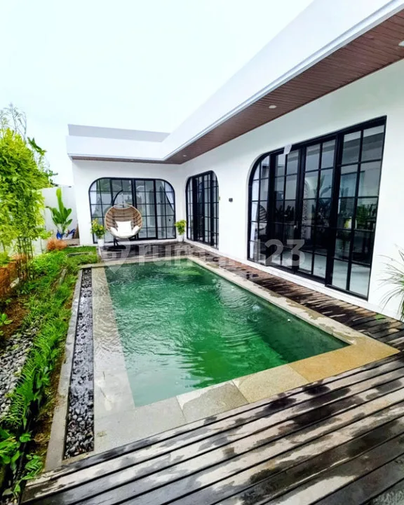 Amr-024.Mhy Luxury Annual Rental Villa In Sanur - Private Pool & Tropical Garden Living - Image 1 of 4